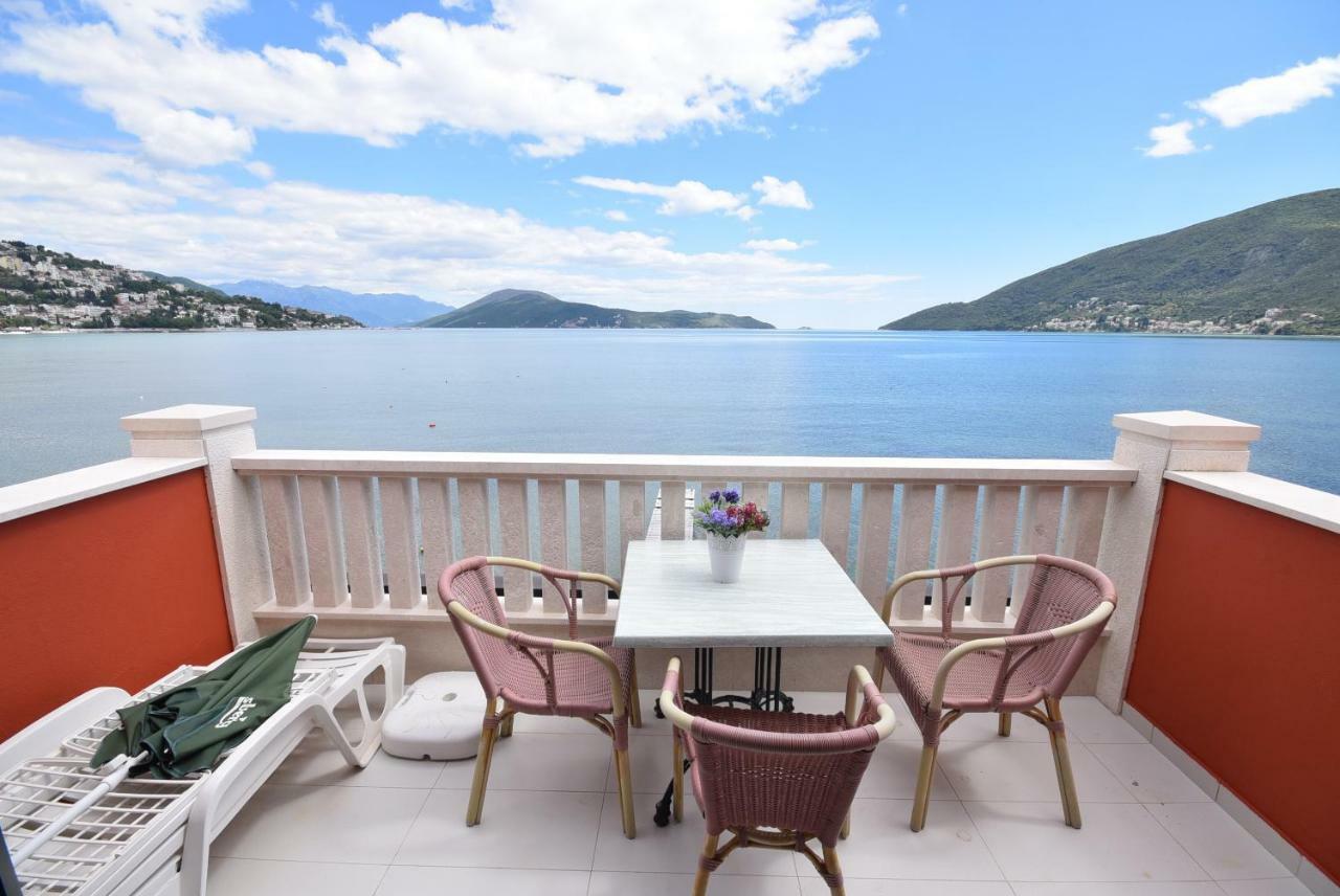 Grifone Coastline Apartment Herceg Novi Exterior photo